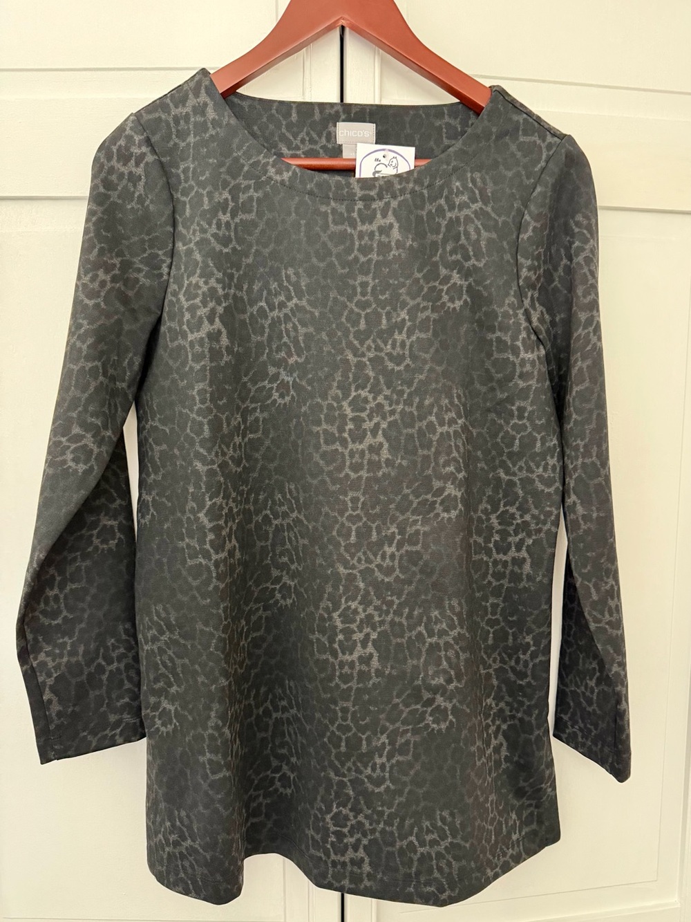 Chicos Long Sleeve Animal Jacquard Tunic - Black